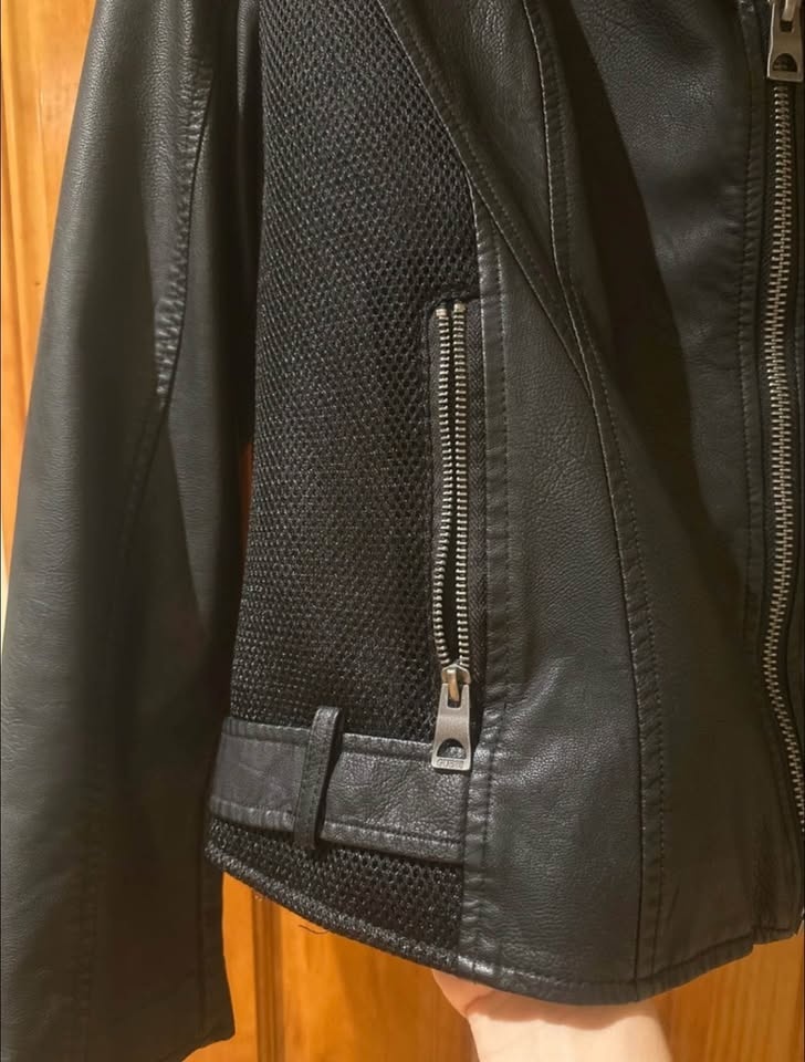 Guess Faux Leather Jacket - photo 3