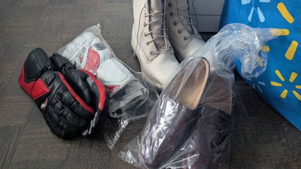 Clothes & Shoes Bundle + Heated Riding Gloves - photo 2