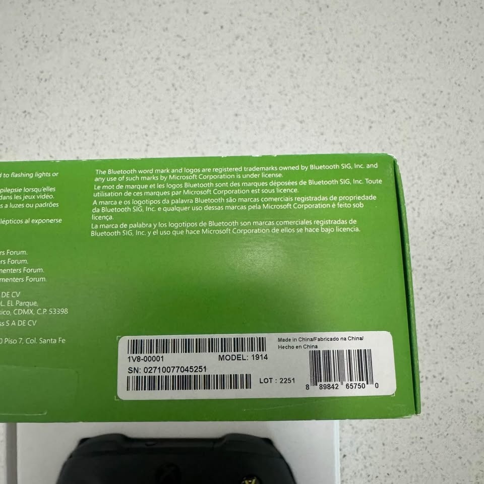 Brand new Xbox controller!! - photo 5