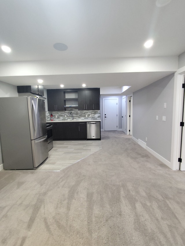 2 Bedroom Legal Basement - Rental Incentive - photo 3