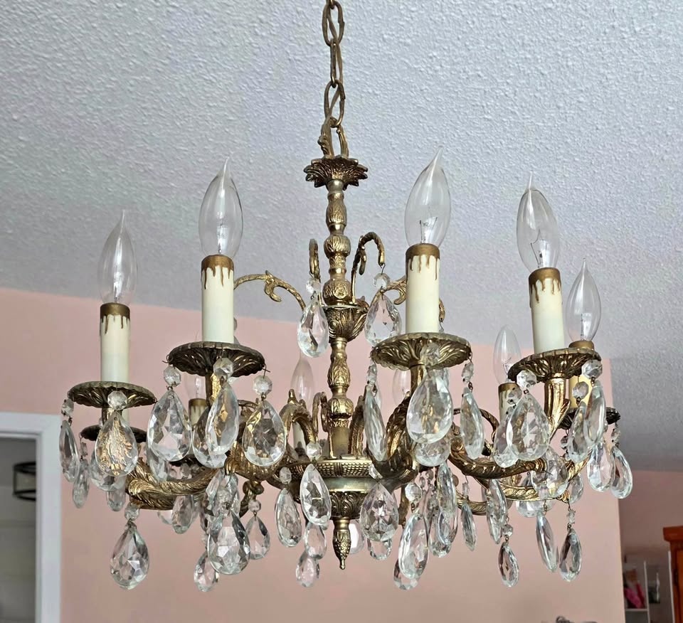 Vintage Brass Crystal Chandelier – 6 Light