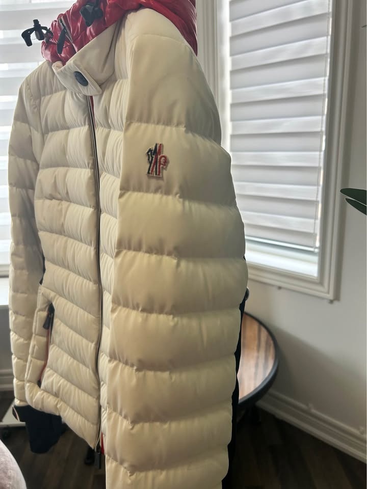 XS Moncler Insulated Ski Jacket - photo 3