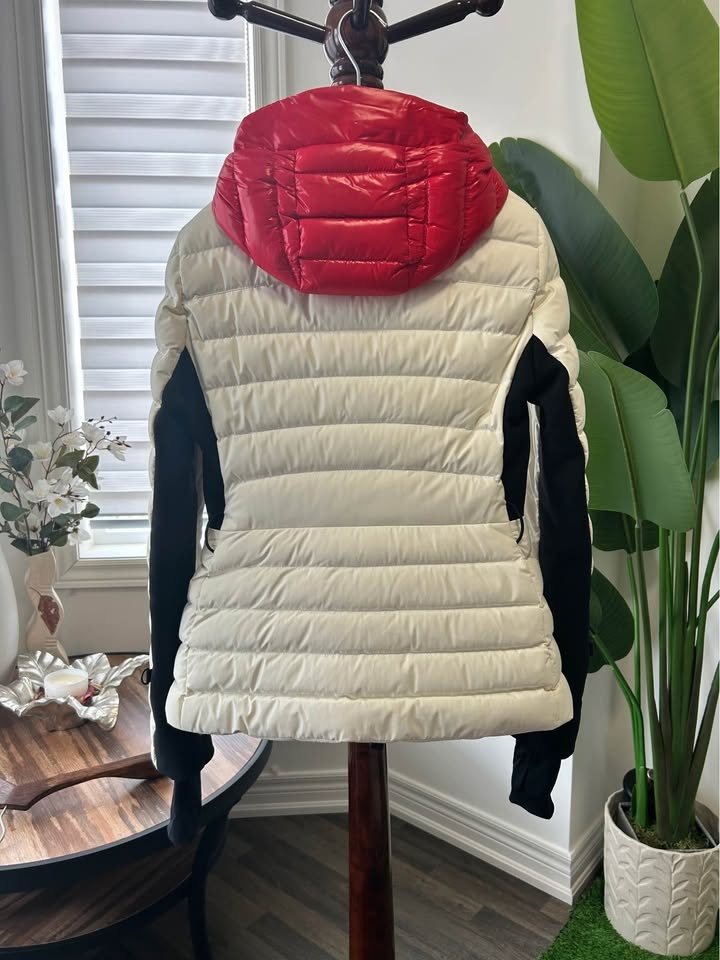 XS Moncler Insulated Ski Jacket - photo 4