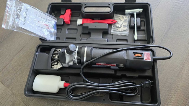 Sheep Clippers / Shears – 750W Heavy-Duty Grooming Kit - photo 5