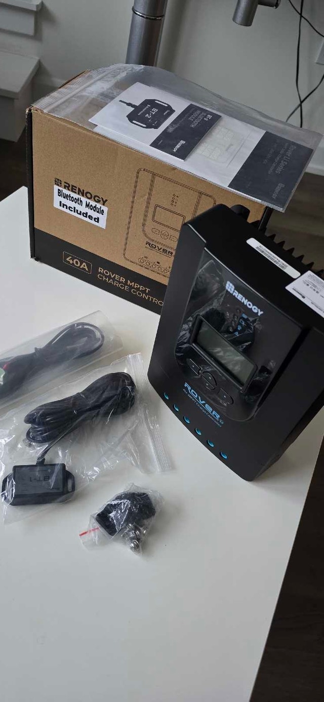 Rover 40 Amp MPPT Solar Charge Controller w/ Bluetooth - photo 2