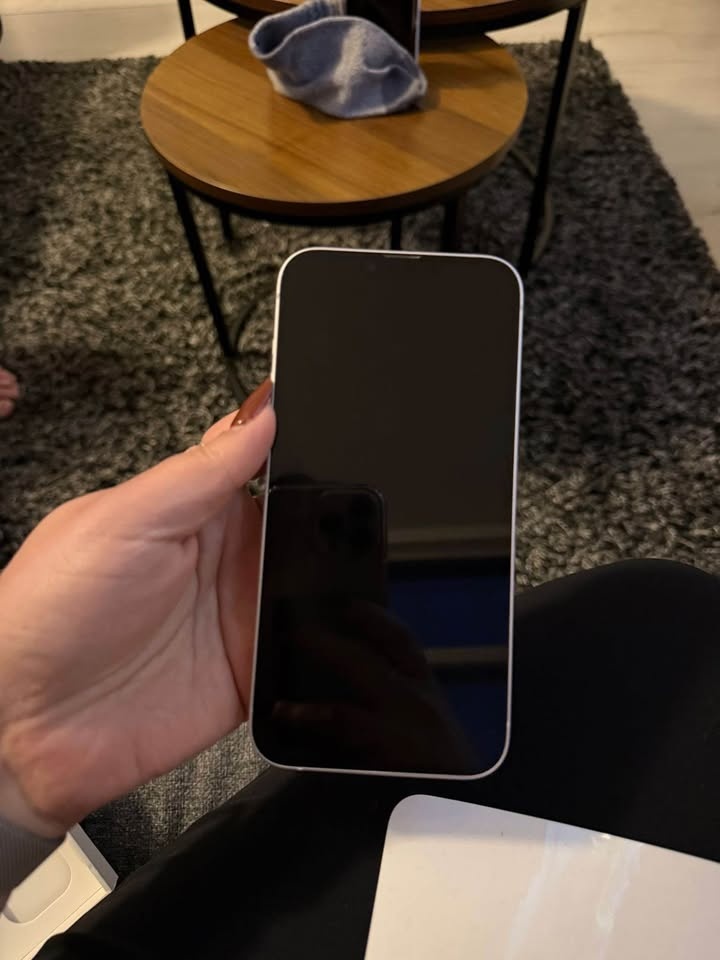 iPhone 14 Plus 128gb - photo 2