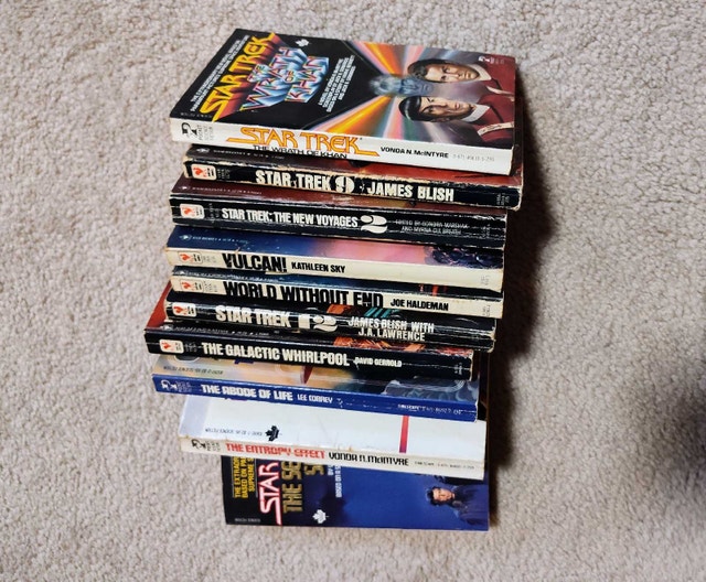 Star Trek Paperbacks - photo 2