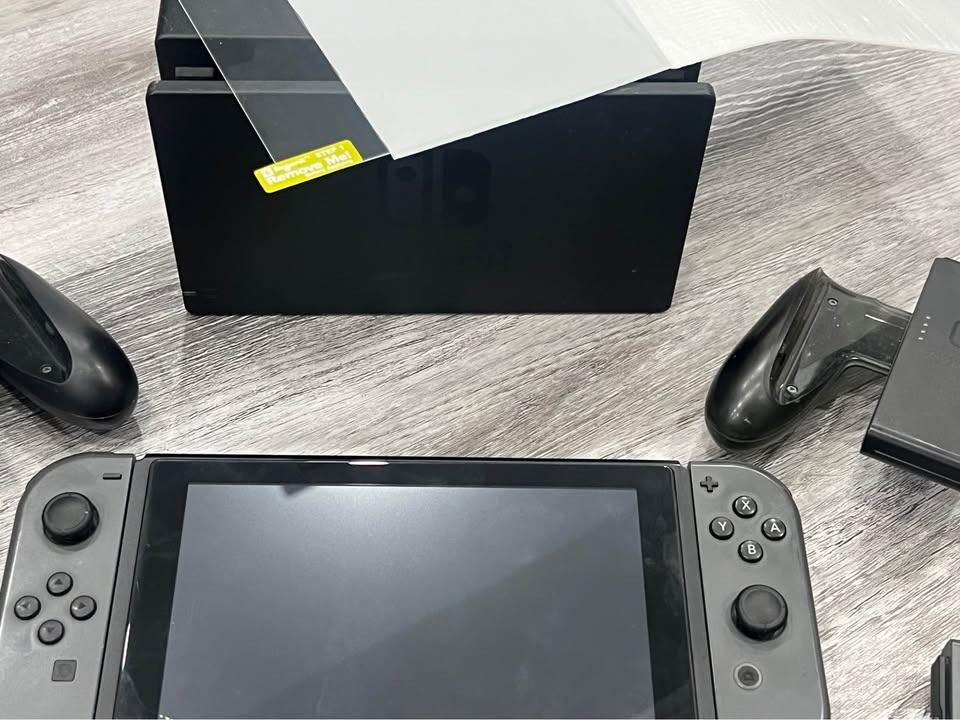 Nintendo Switch For Sale - photo 3
