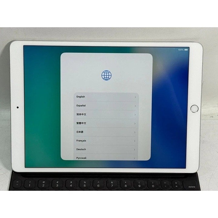 Apple iPad Air 3rd Gen 256GB + Keyboard + Charger - photo 2