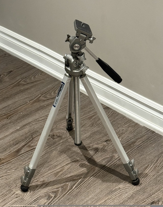 Photographic and Lighting Equipment - photo 4