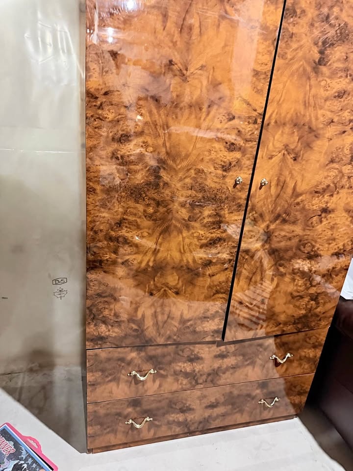 Glossy Burl Wood Wardrobe w Drawers