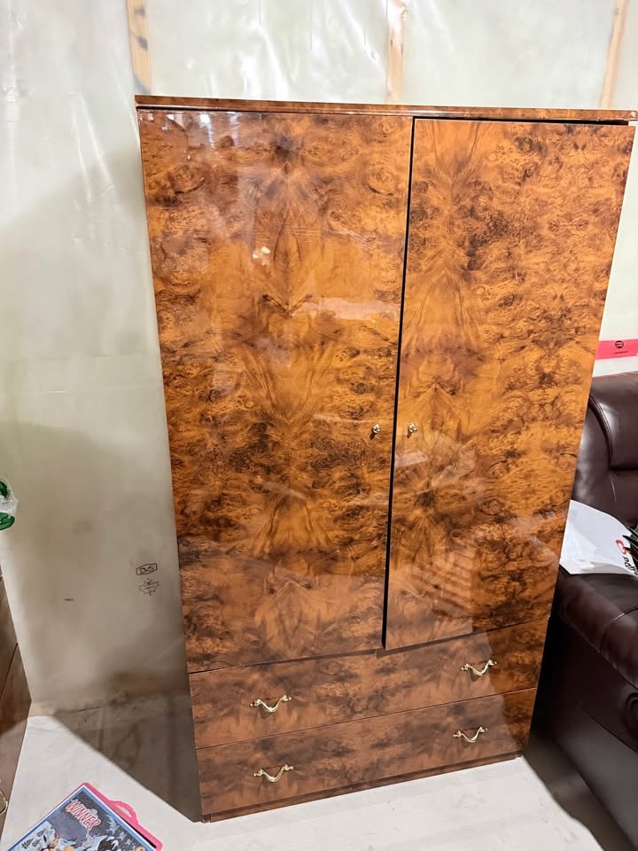 Glossy Burl Wood Wardrobe w Drawers - photo 2