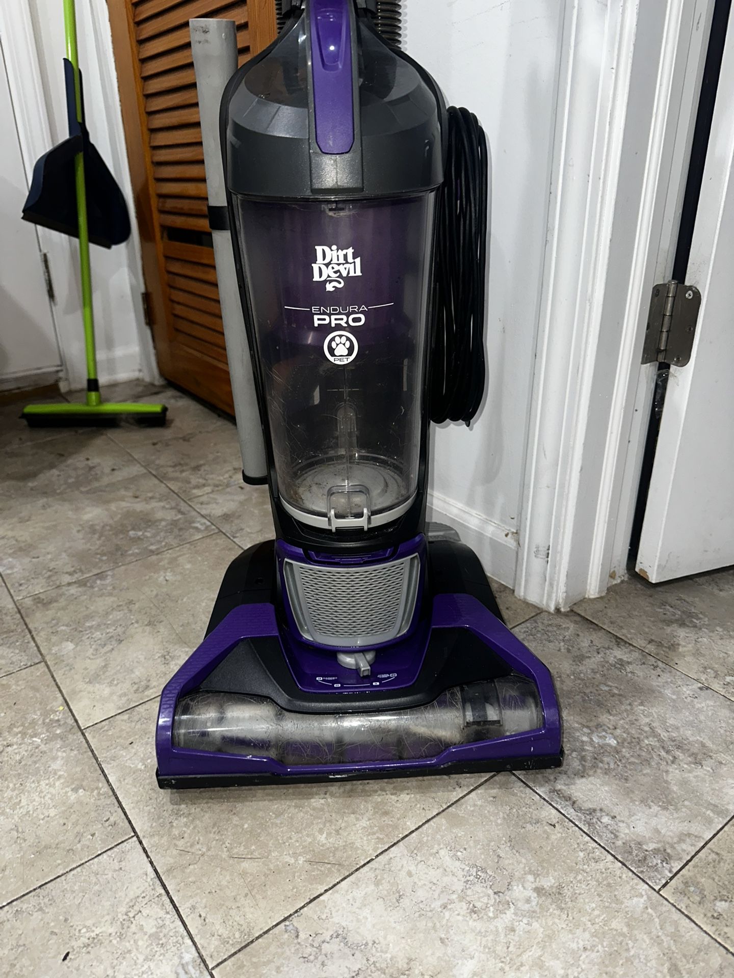 Dirt Devil Endura Pro Pet Upright Vacuum - photo 3