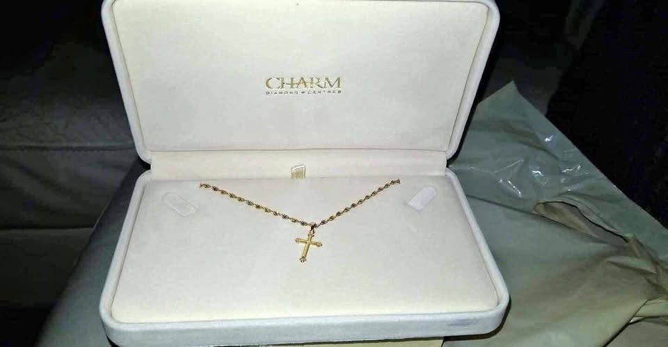 10K Tuscany Necklace and Cross Pendant Gold 🥕