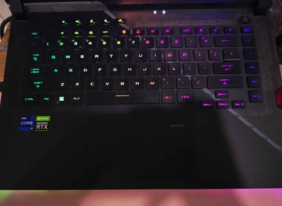 ASUS ROG Strix Scar 15 - i9, RTX 3070 Ti, 32GB DDR5, 240Hz QHD - photo 3