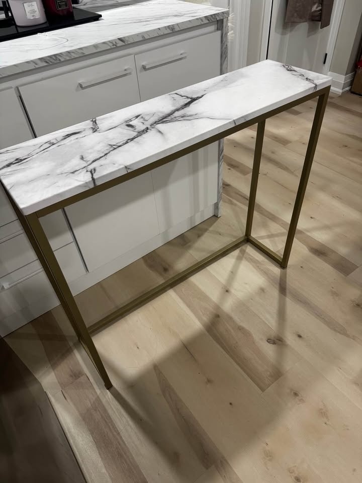 Marble Entryway Table - photo 2