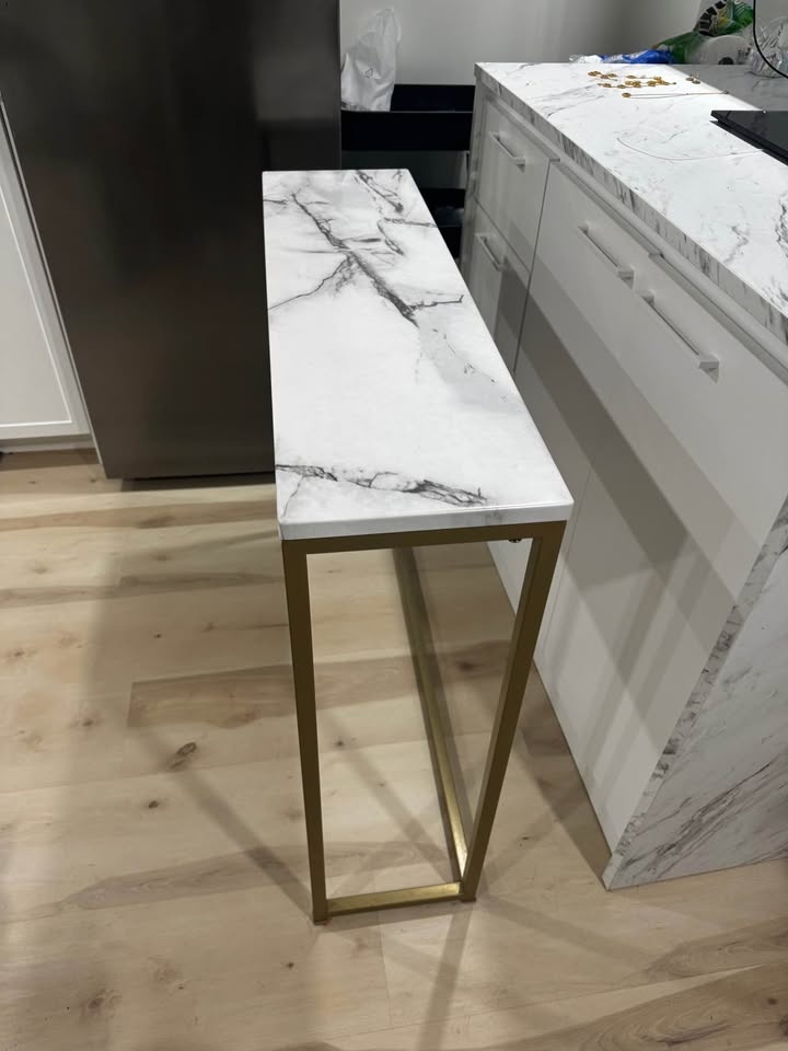 Marble Entryway Table - photo 3