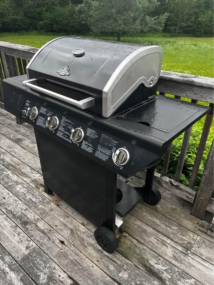 Grill for sale