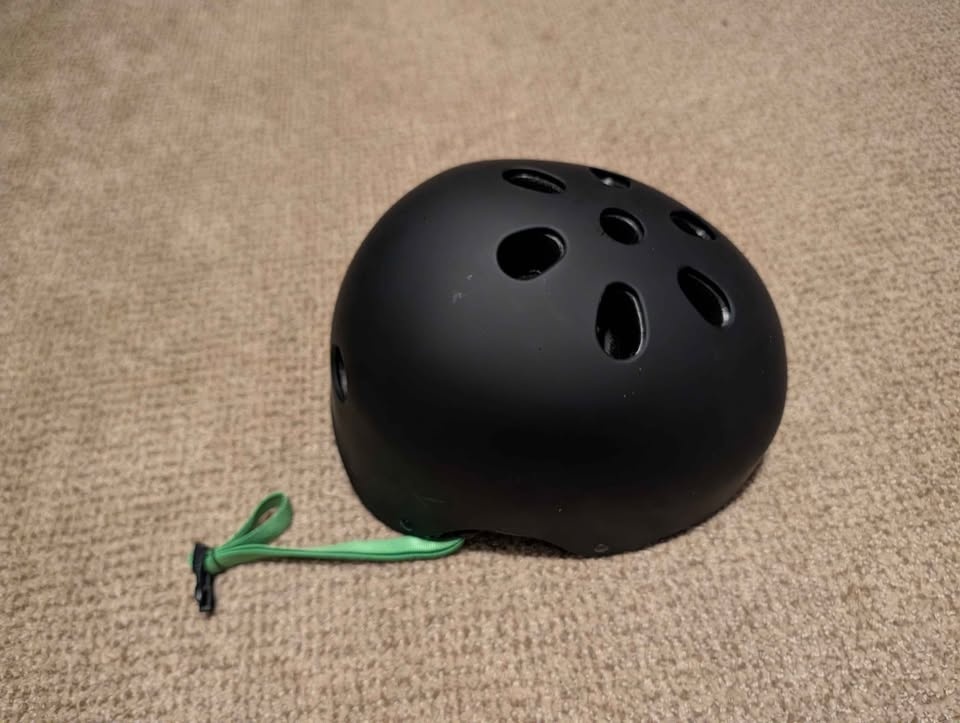 Lime helmet - photo 2
