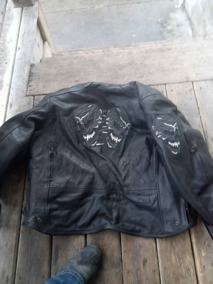 Motorcycle leather 👑 jacket - photo 2