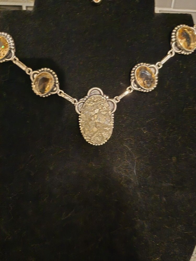 Elegant Apache Pyrite Morganite Necklace Set - photo 3