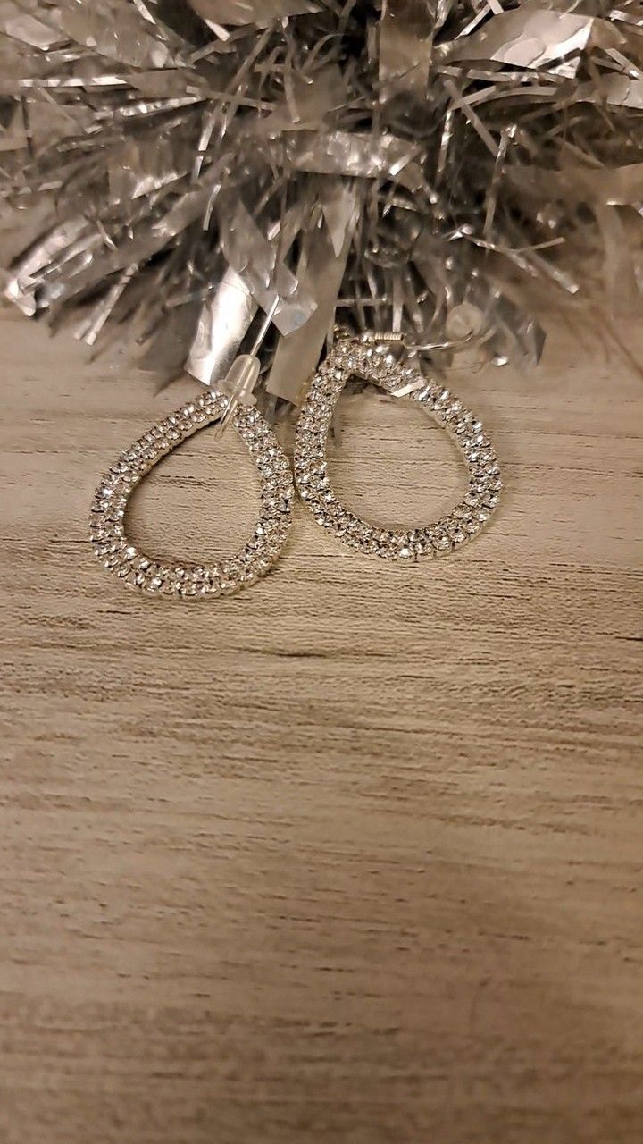 2" Crystal Teardrop Earrings - photo 3
