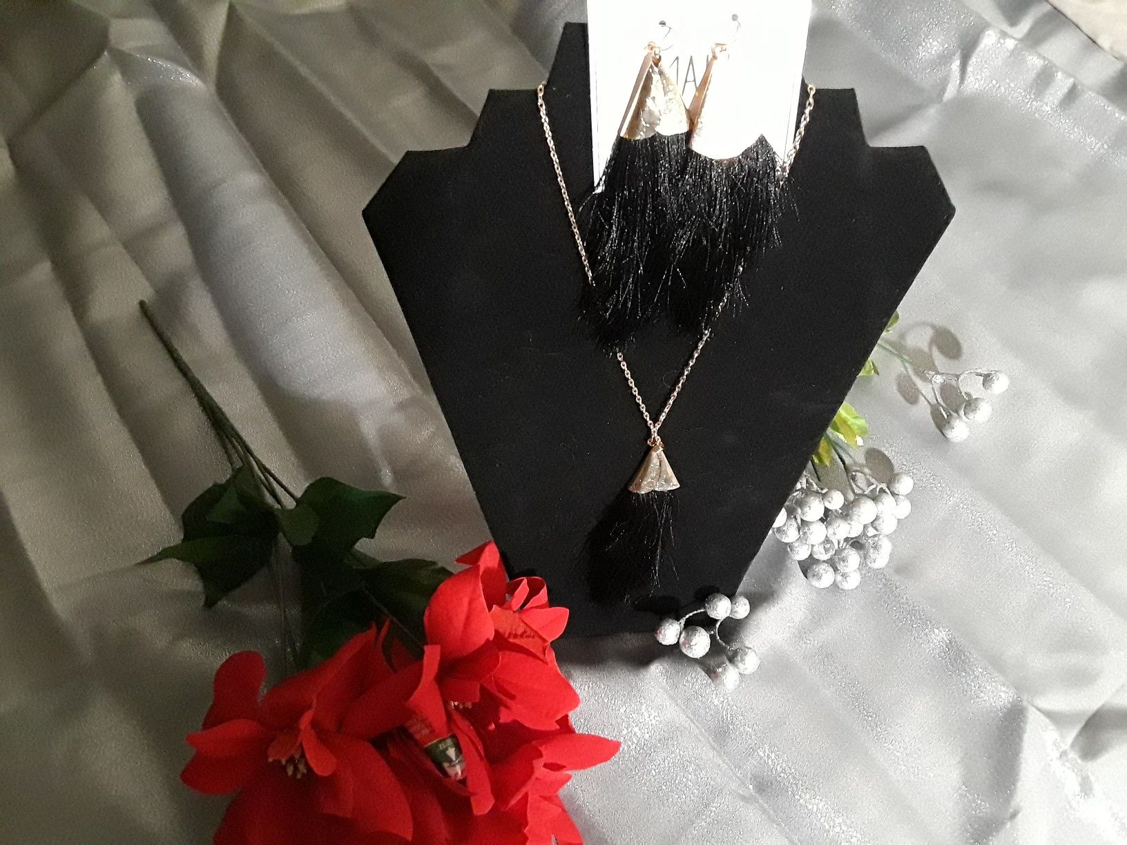 Black Tassel Jewelry set w Croc Embellishments - photo 4