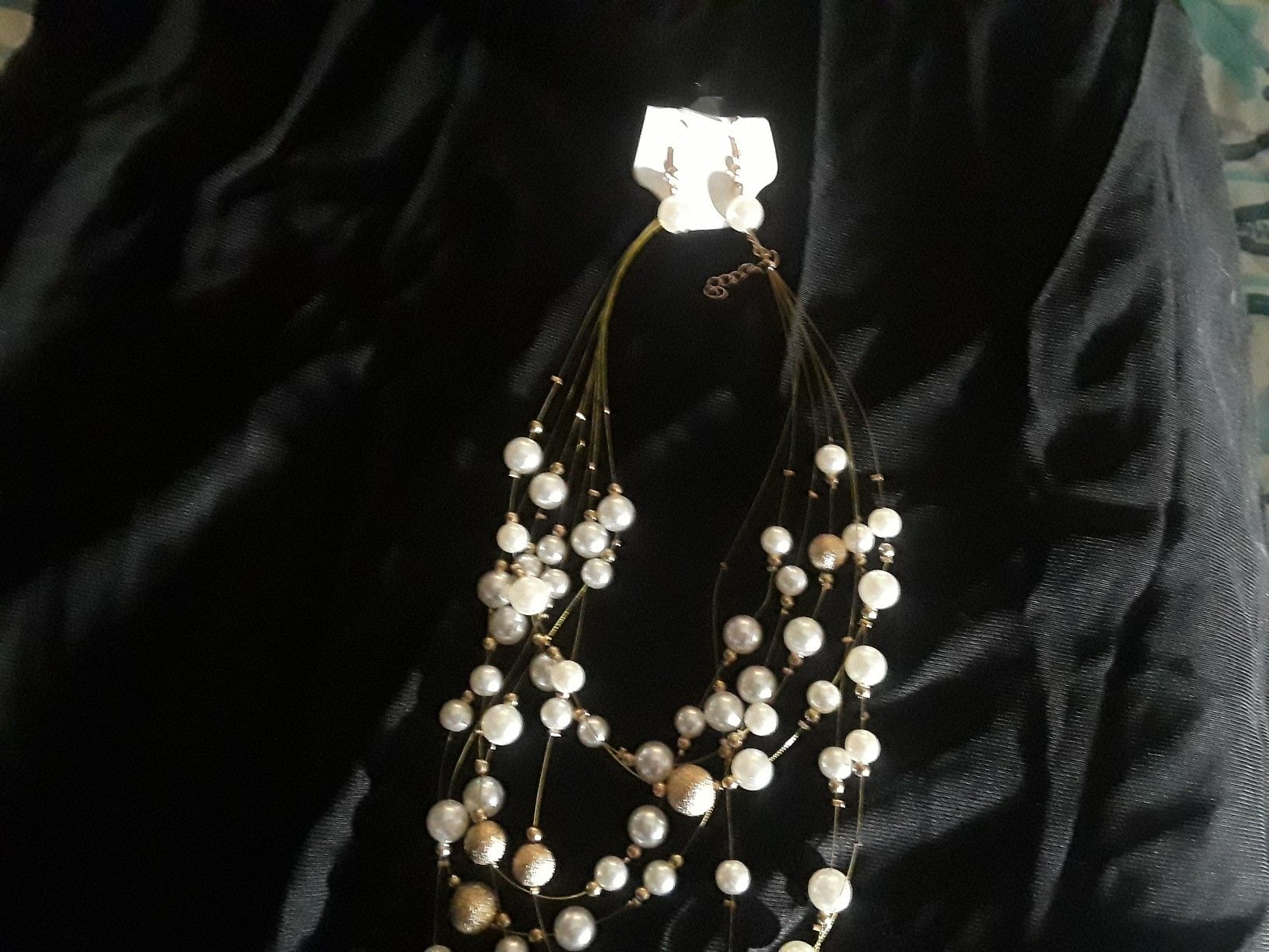 Pearl and Gold Multi Strand Necklace set - photo 3