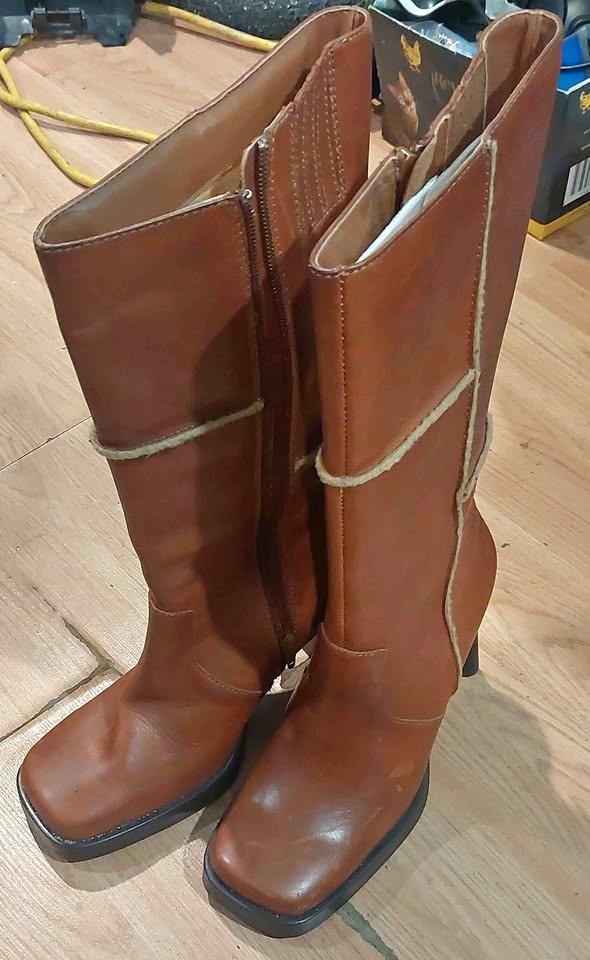 Women's Leather Knee-High Boots - Size 8.5