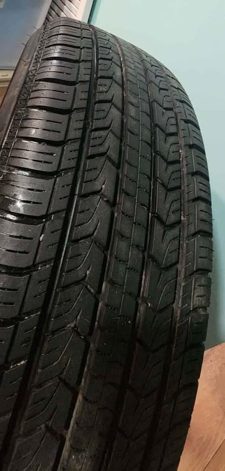2 Jeep 17" Alloy Wheels w/Tires - 215/65R17 - 90% Tread - $200 O - photo 2