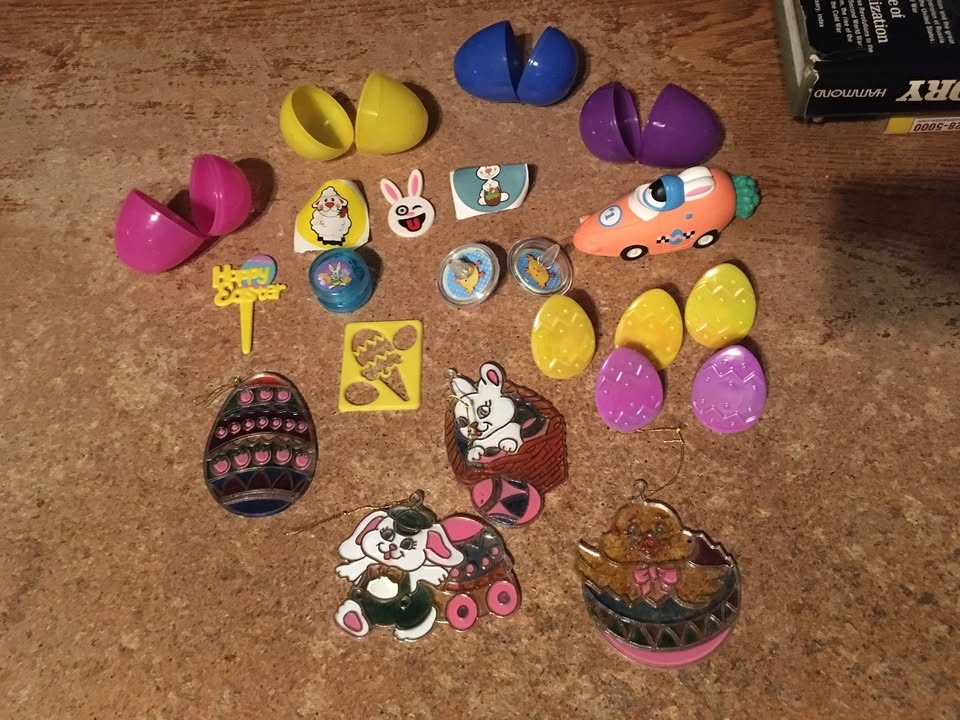 Easter Decorations Lot - Window Clings, Rabbit, Chicks, Ornament - photo 5