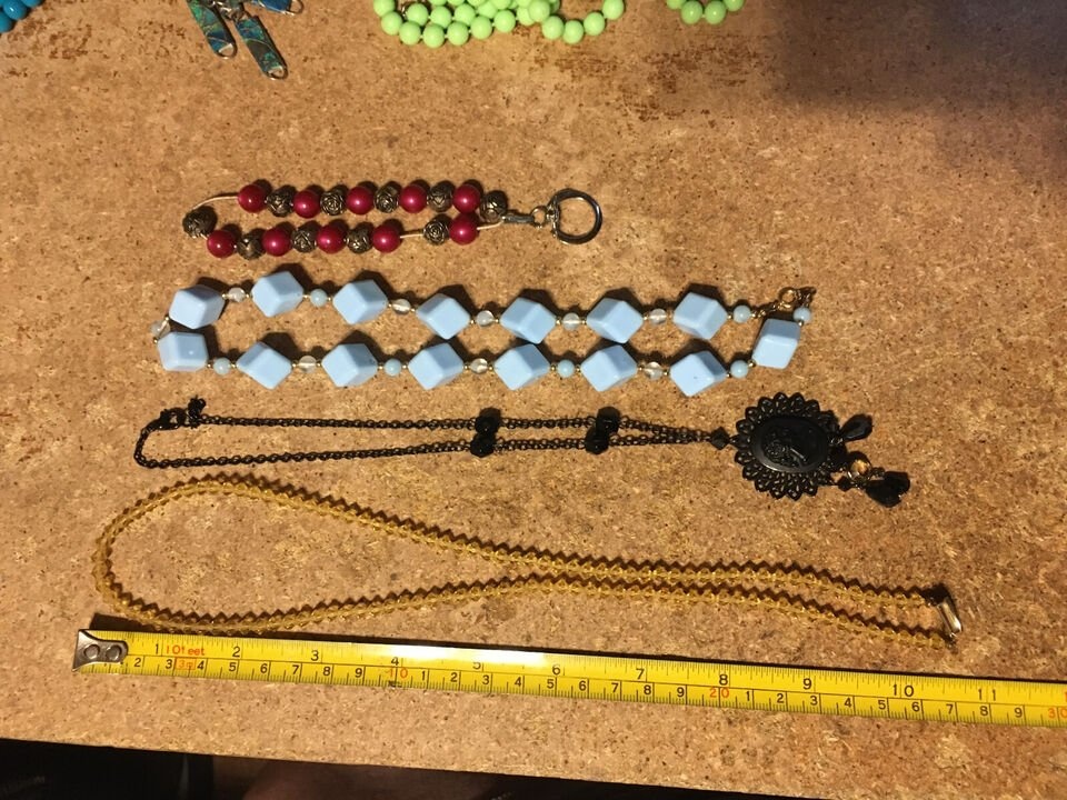 LOT OF VINTAGE NECKLACES & BRACELETS BEADS METAL COLORFUL - photo 4
