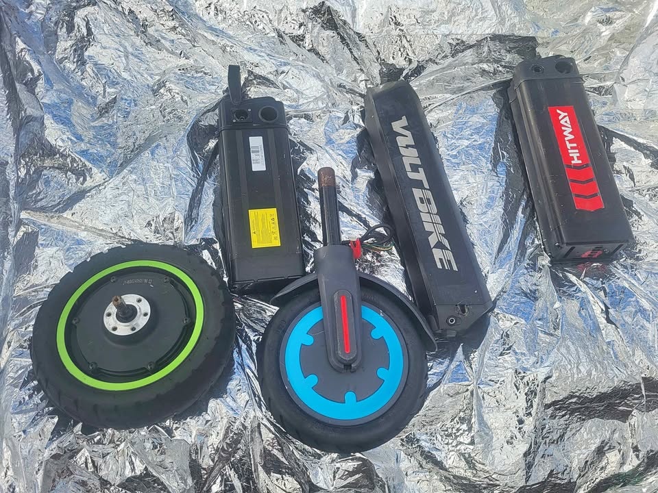 Scooter wheel motor with harness tubed