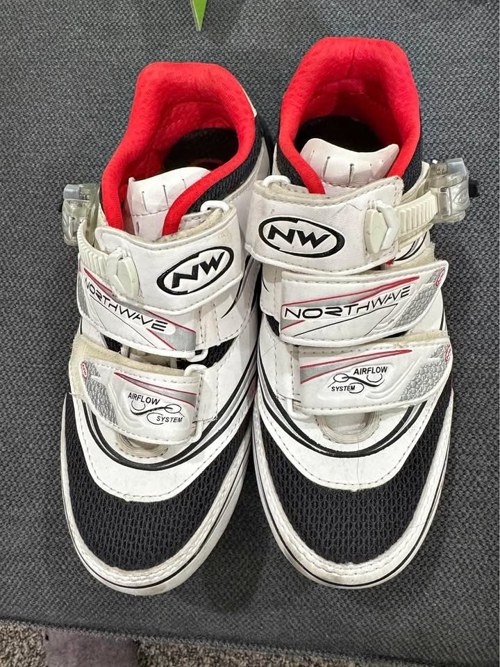 North Wave Women's Cycling Shoes Size 7