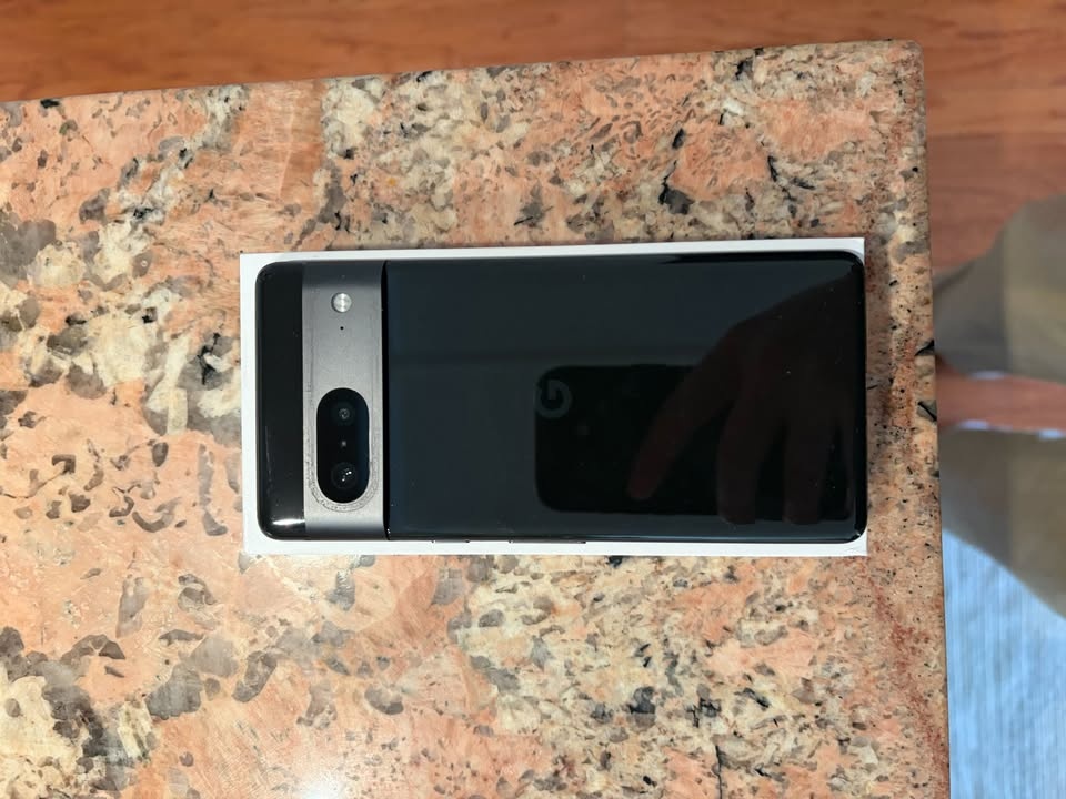 Google Pixel 7 – 128GB – Excellent Condition – Unlocked - photo 3