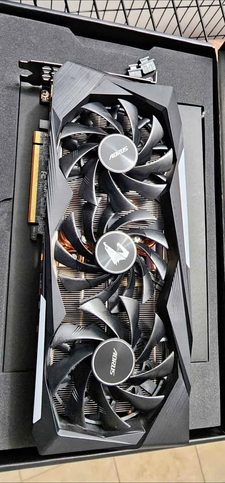 Gigabyte Auros RX6800 16GB