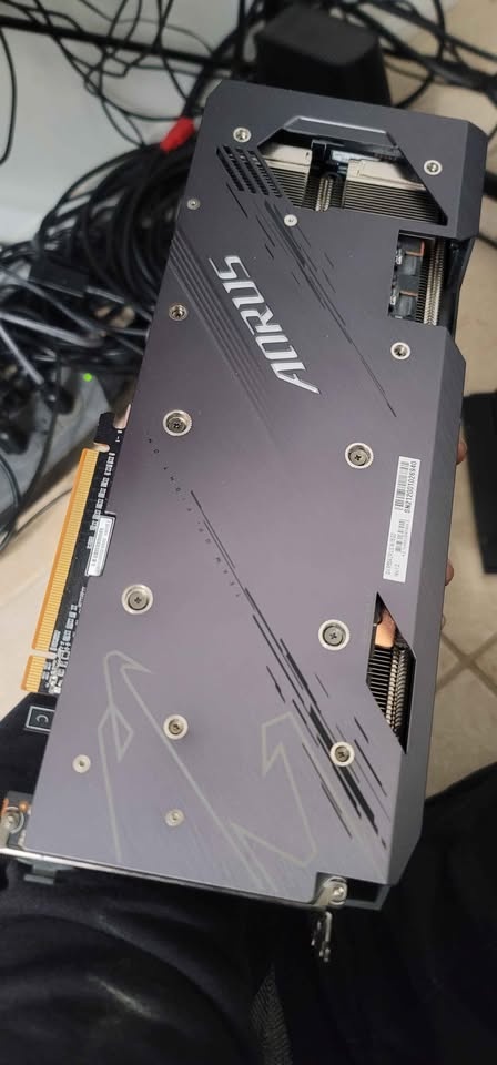 Gigabyte Auros RX6800 16GB - photo 2