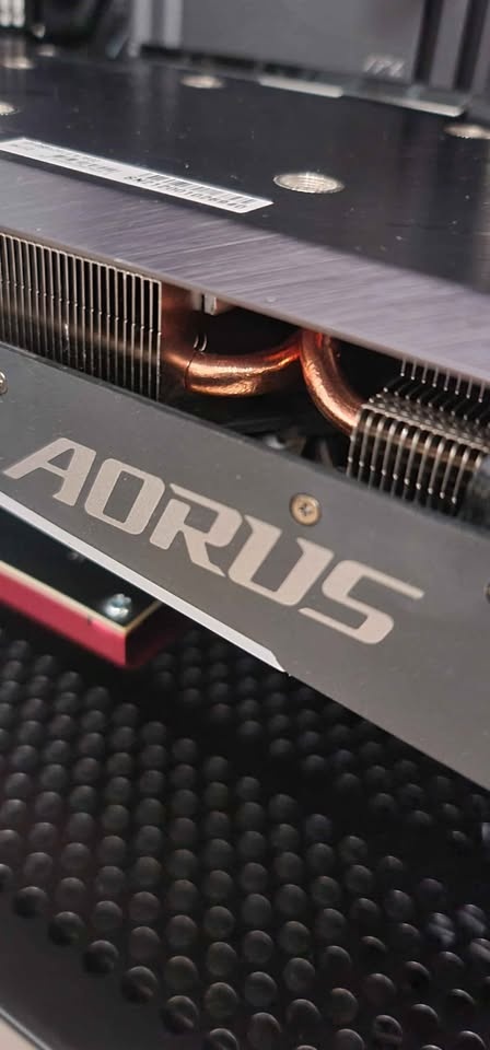 Gigabyte Auros RX6800 16GB - photo 3