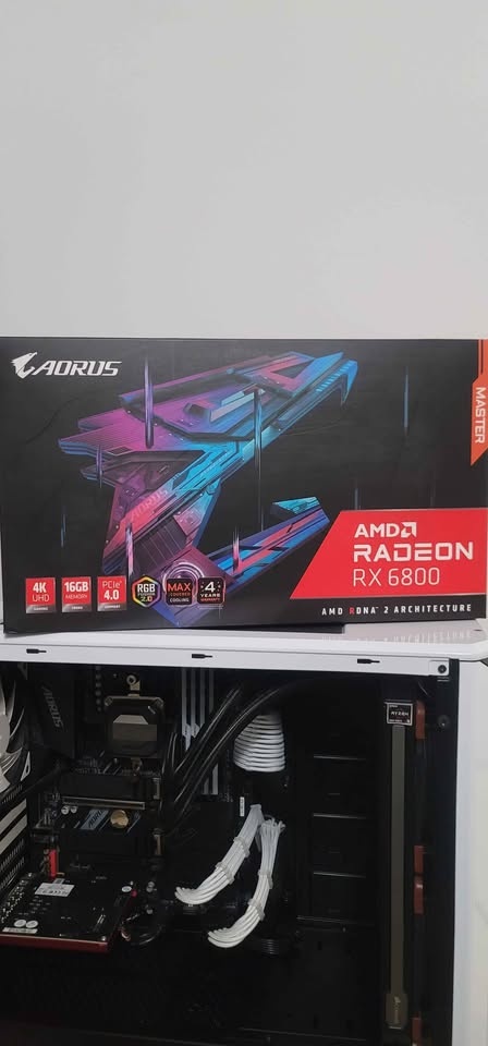 Gigabyte Auros RX6800 16GB - photo 4
