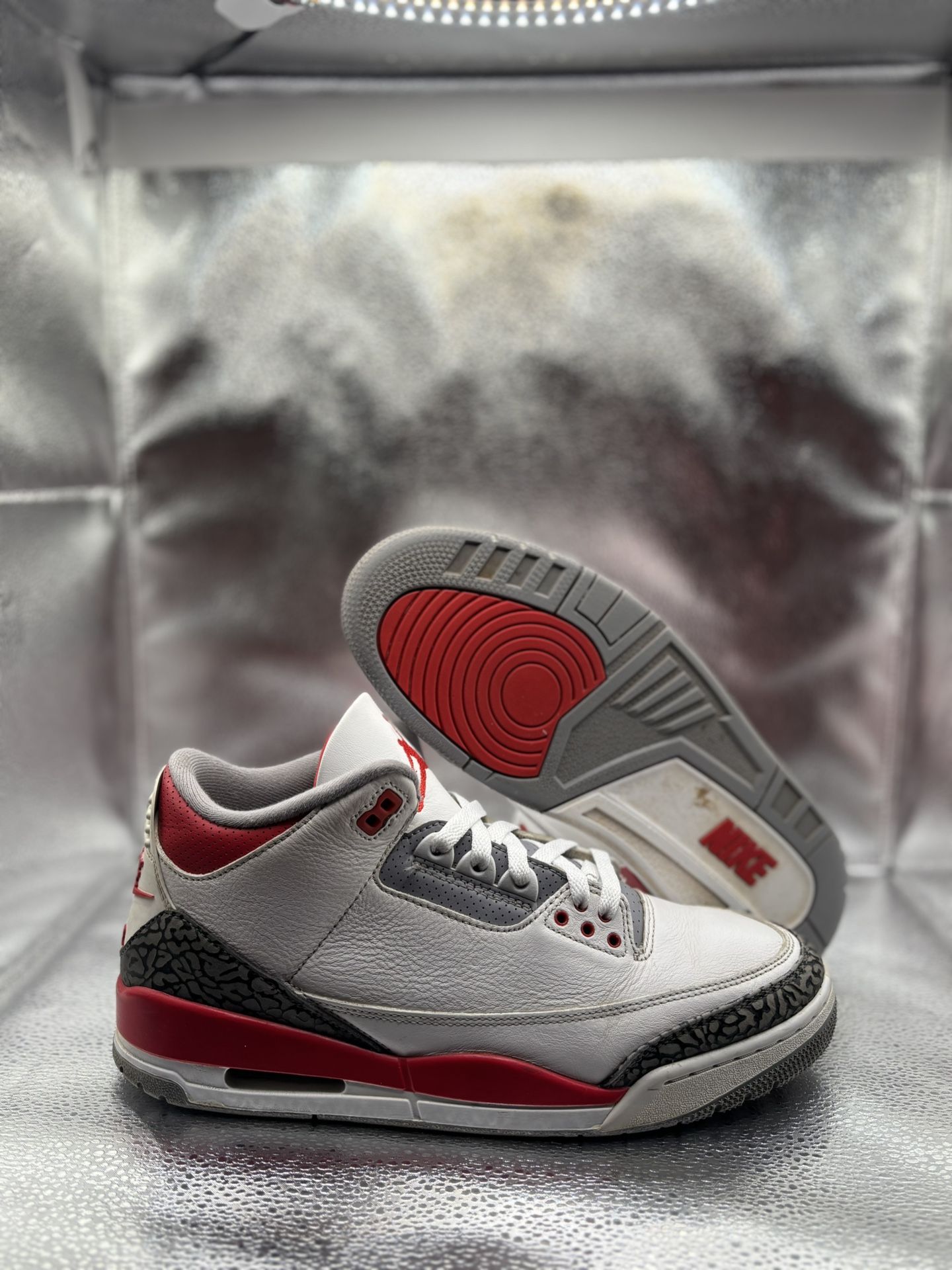 Air Jordan 3 Fire Red 2022