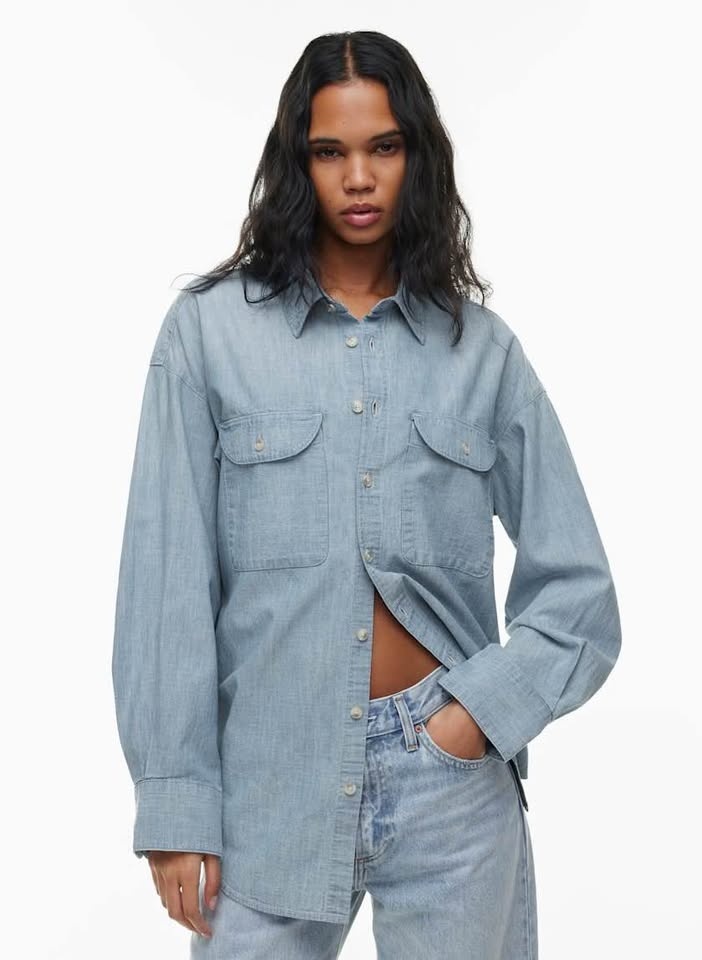 Aritzia Denim Forum Chambray Denim Shirt XS - photo 2