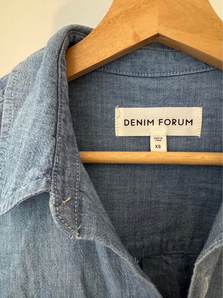 Aritzia Denim Forum Chambray Denim Shirt XS - photo 4