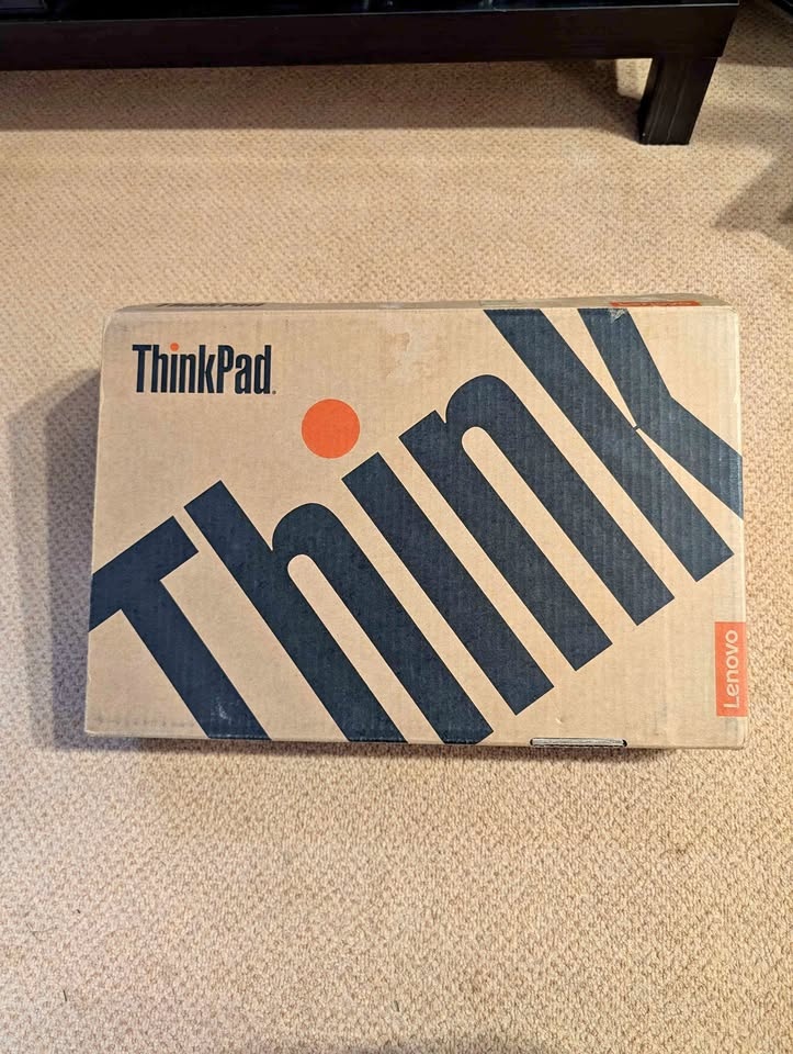 Lenovo ThinkPad T14 Box with Power Adapter Box and Spacers