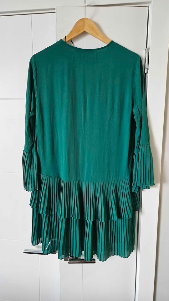 Zara Woman Green Pleated Ruffle Blouse Top Size 8 - photo 2