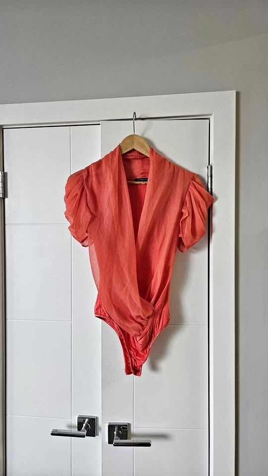 Lot of 10 bodysuits
