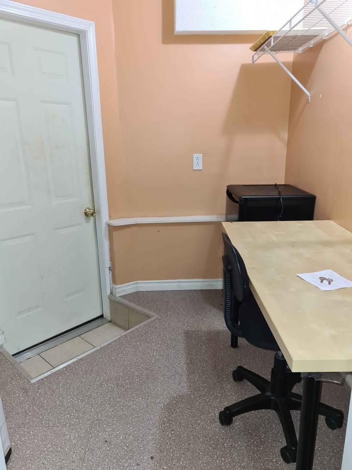 Furnished Room available for Rent - photo 3