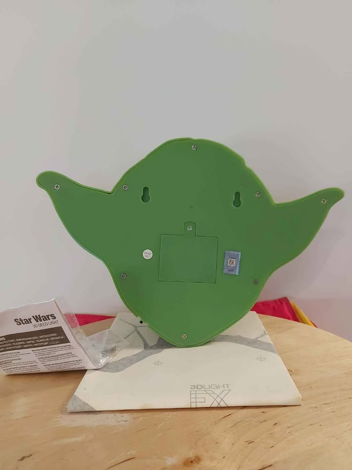 Disney Star Wars Yoda 3D Deco Light - photo 3