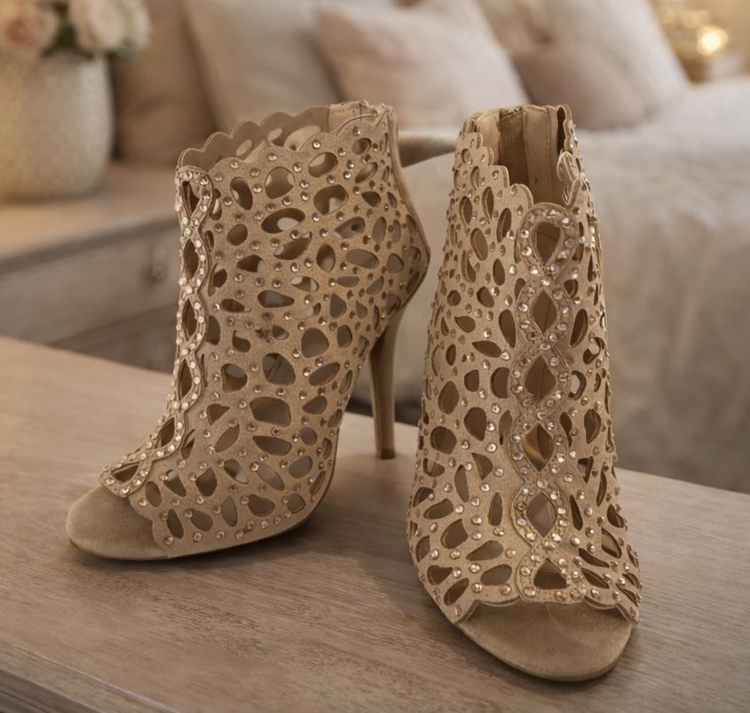 Ziggy Soho Rhinestone Cutout Heels – Size 8 Medium - photo 3