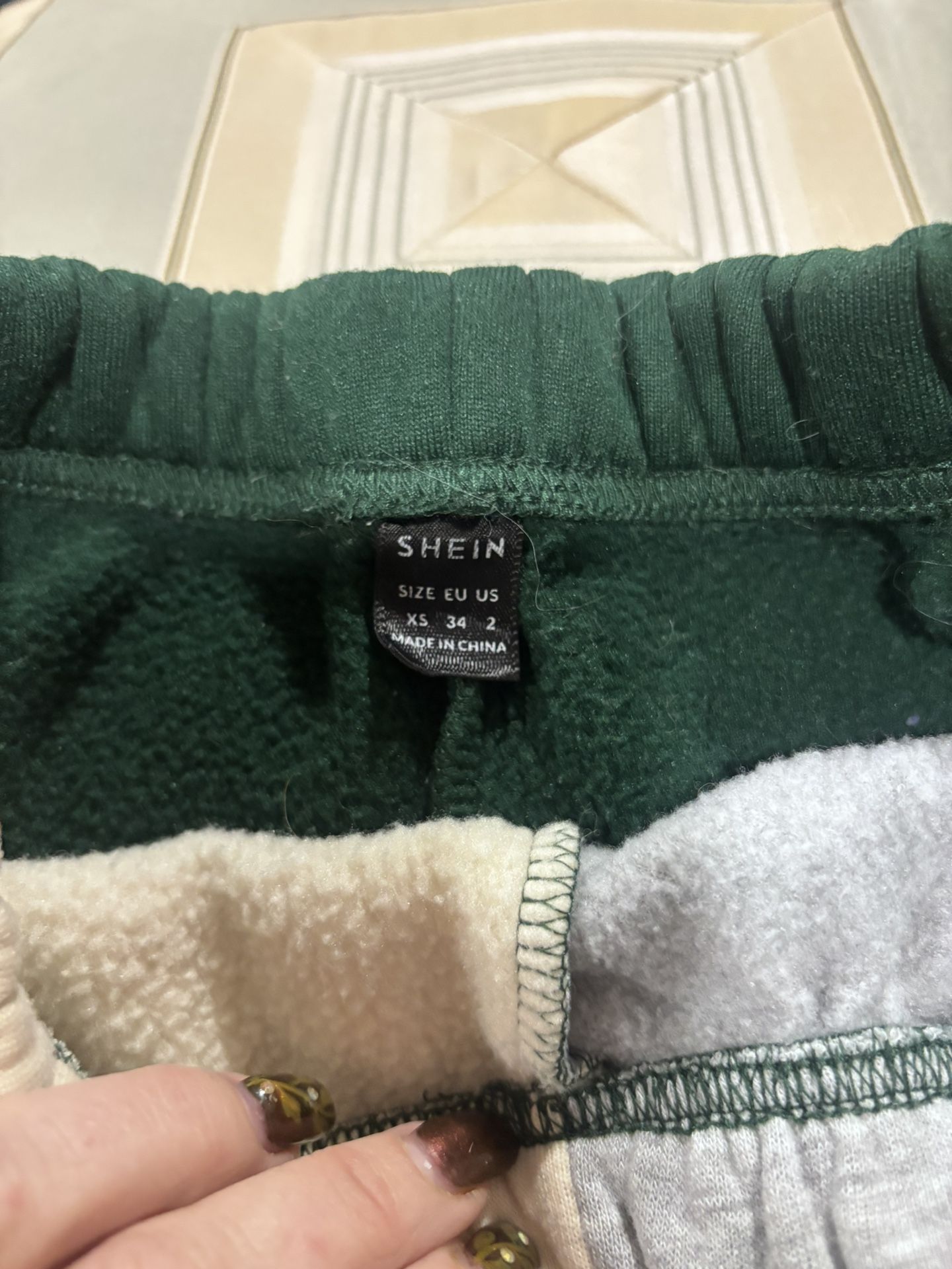 SHEIN Brooklyn Colorblock Fleece Shorts – XS (US 2 / EU 34) – NE - photo 5