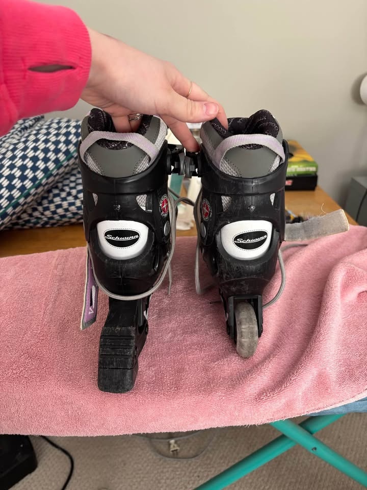 Schwinn ABEC-5 Purple Youth Adjustable Roller Blades Size 1-4 - photo 2